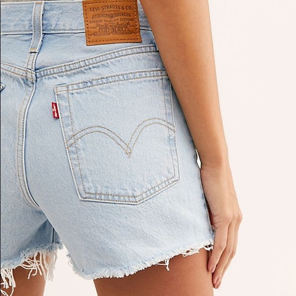 Levi's Pants - Levi’s Wedgie High Rise Cut Off Shorts 25